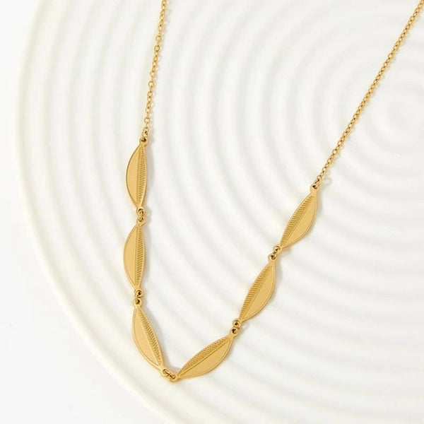 Zoya necklace