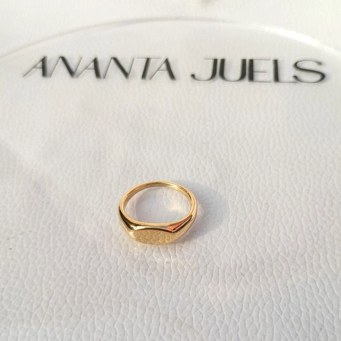 Luca ring